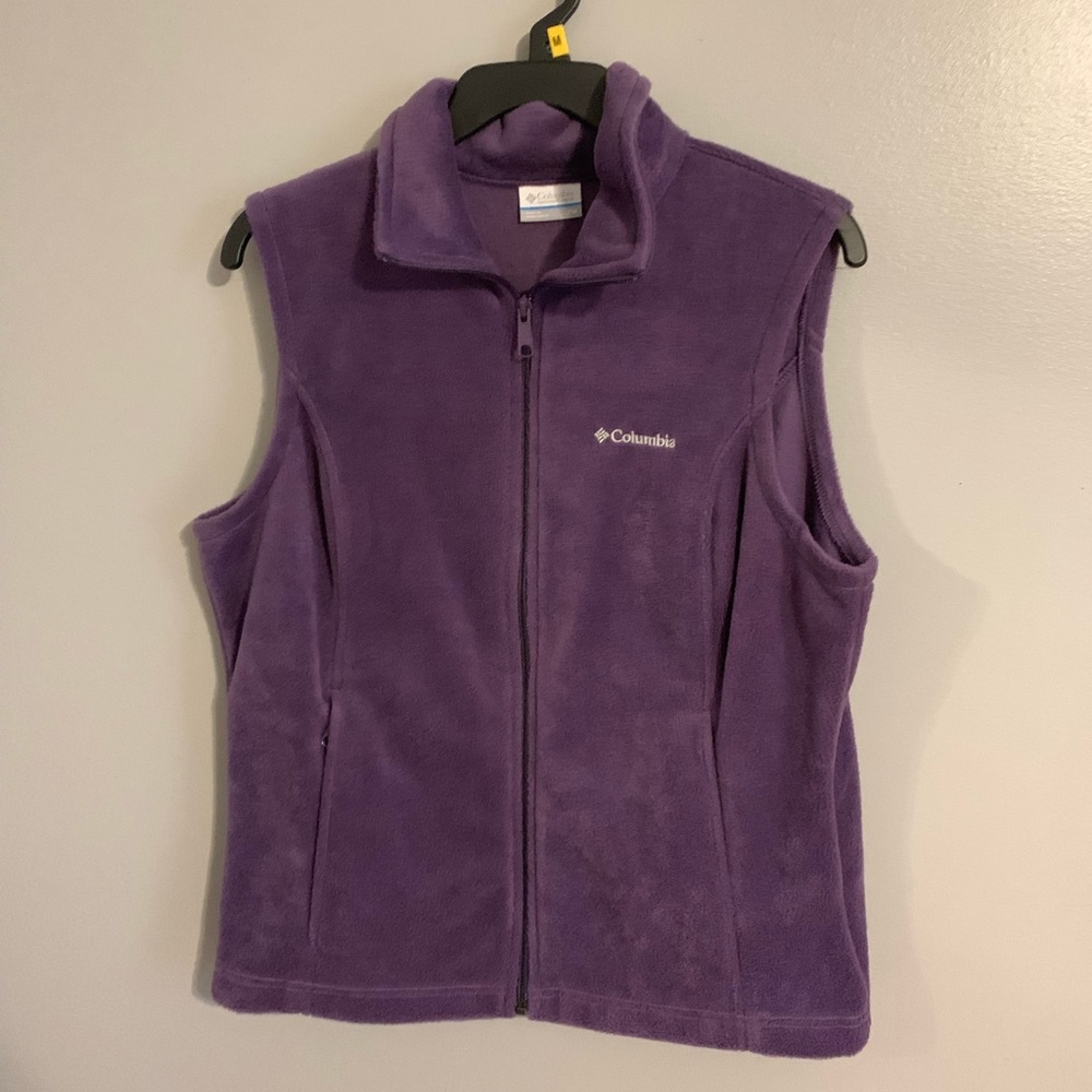 two Columbia vests